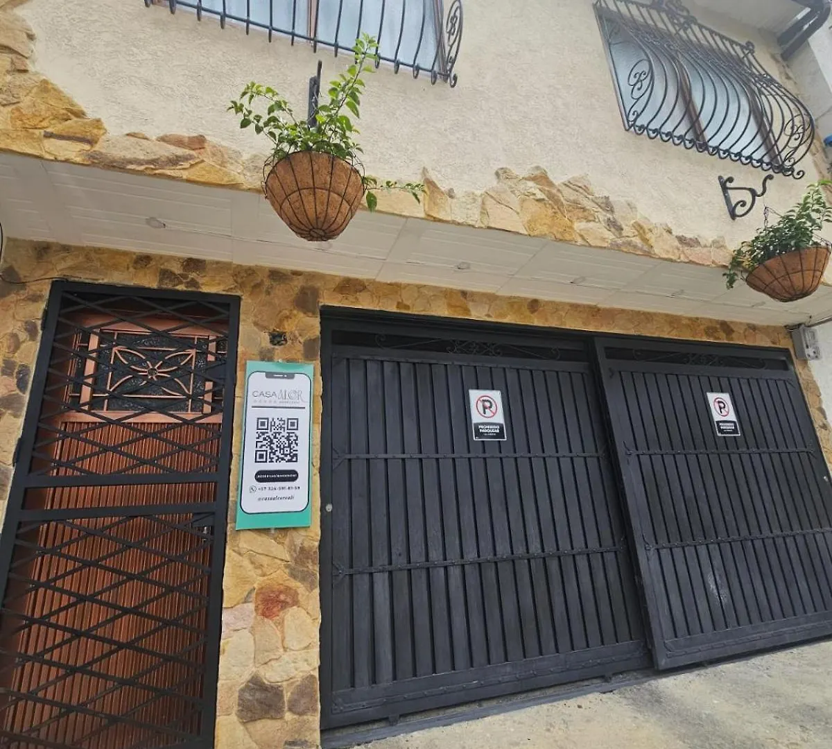 לינה וארוחת בוקר קאלי Casa Alcor