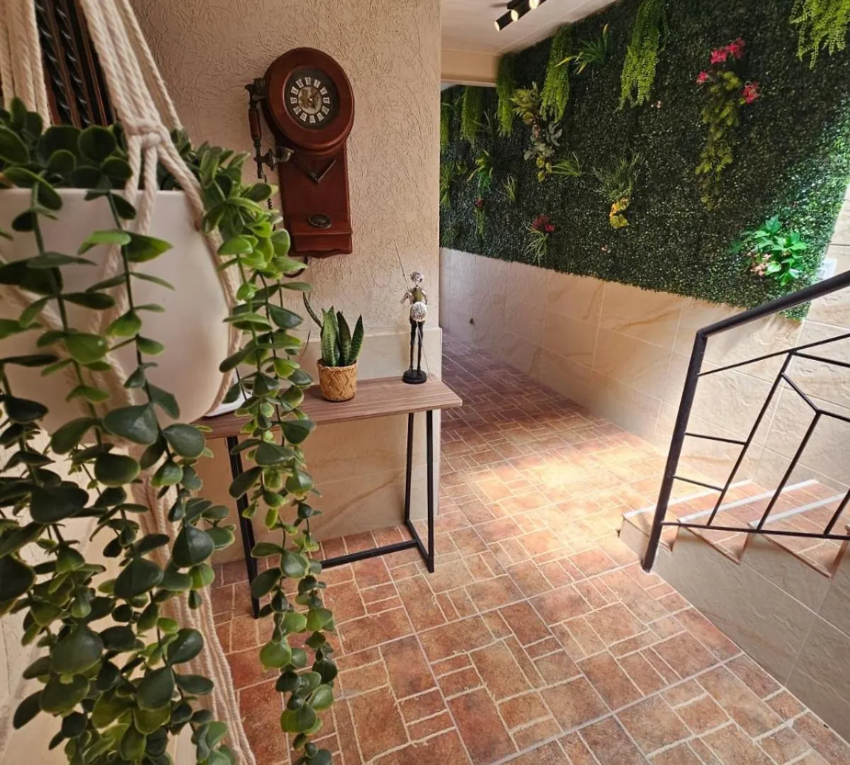לינה וארוחת בוקר קאלי Casa Alcor