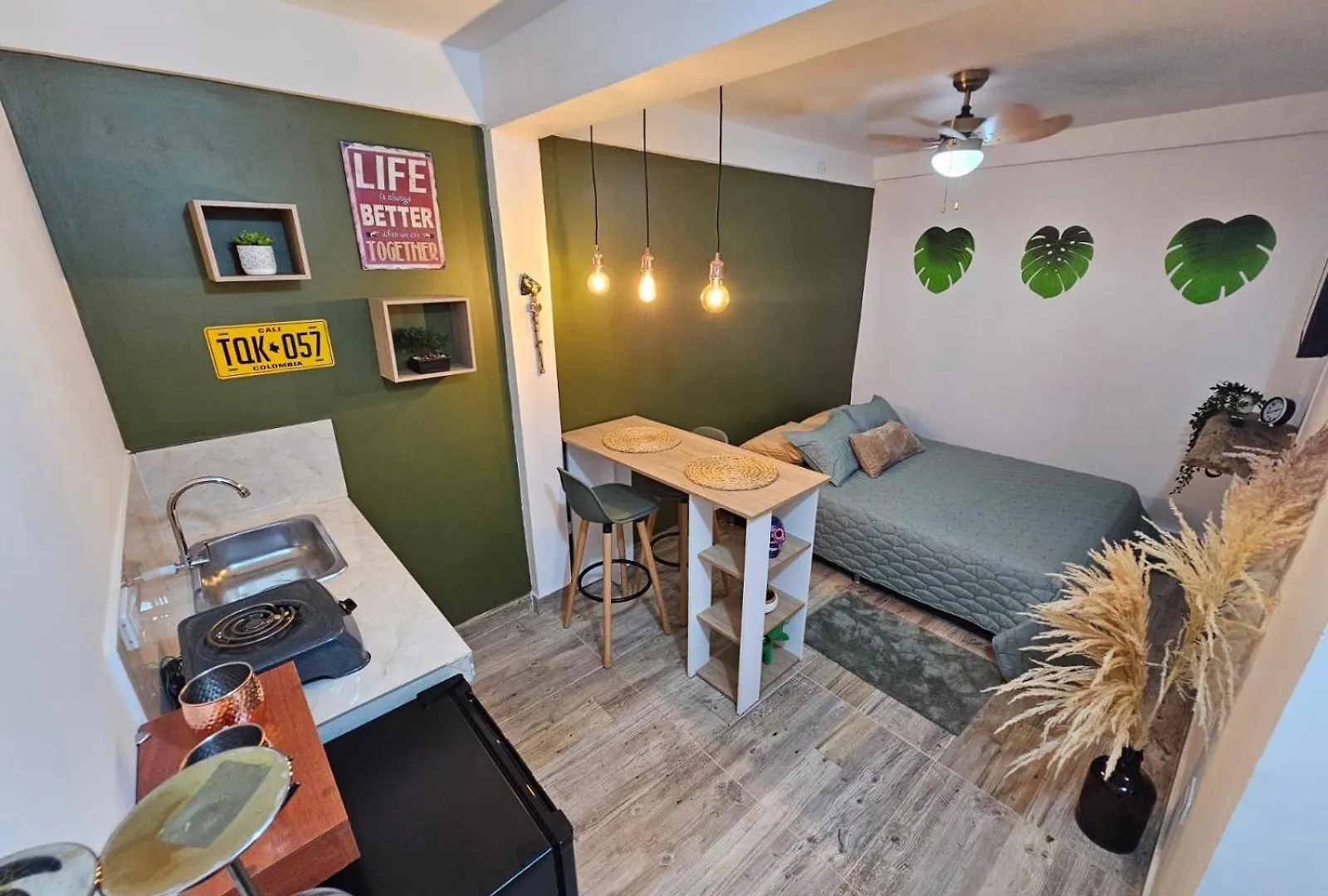 Casa Alcor Bed and Breakfast Cali 0*,  Colombia